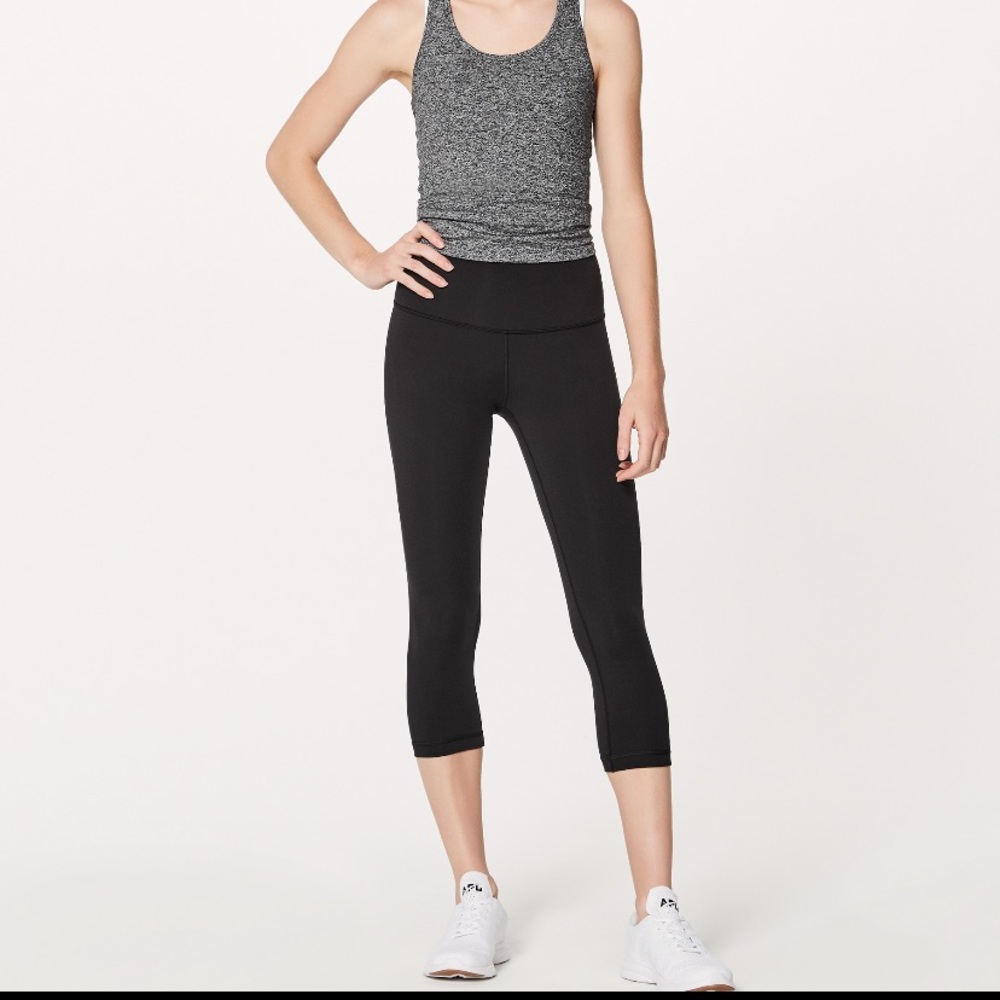Wunder under lululemon crop high rise leggings